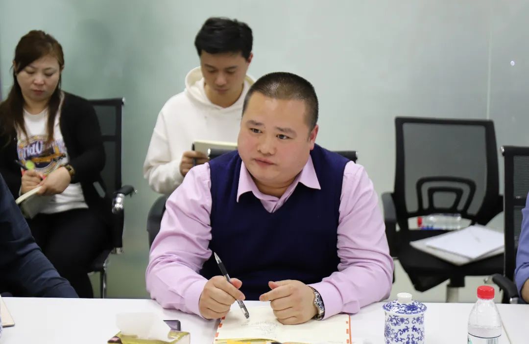 强强合作!伟杰信与美传咨询签订战略合作协议,为品牌注入力量